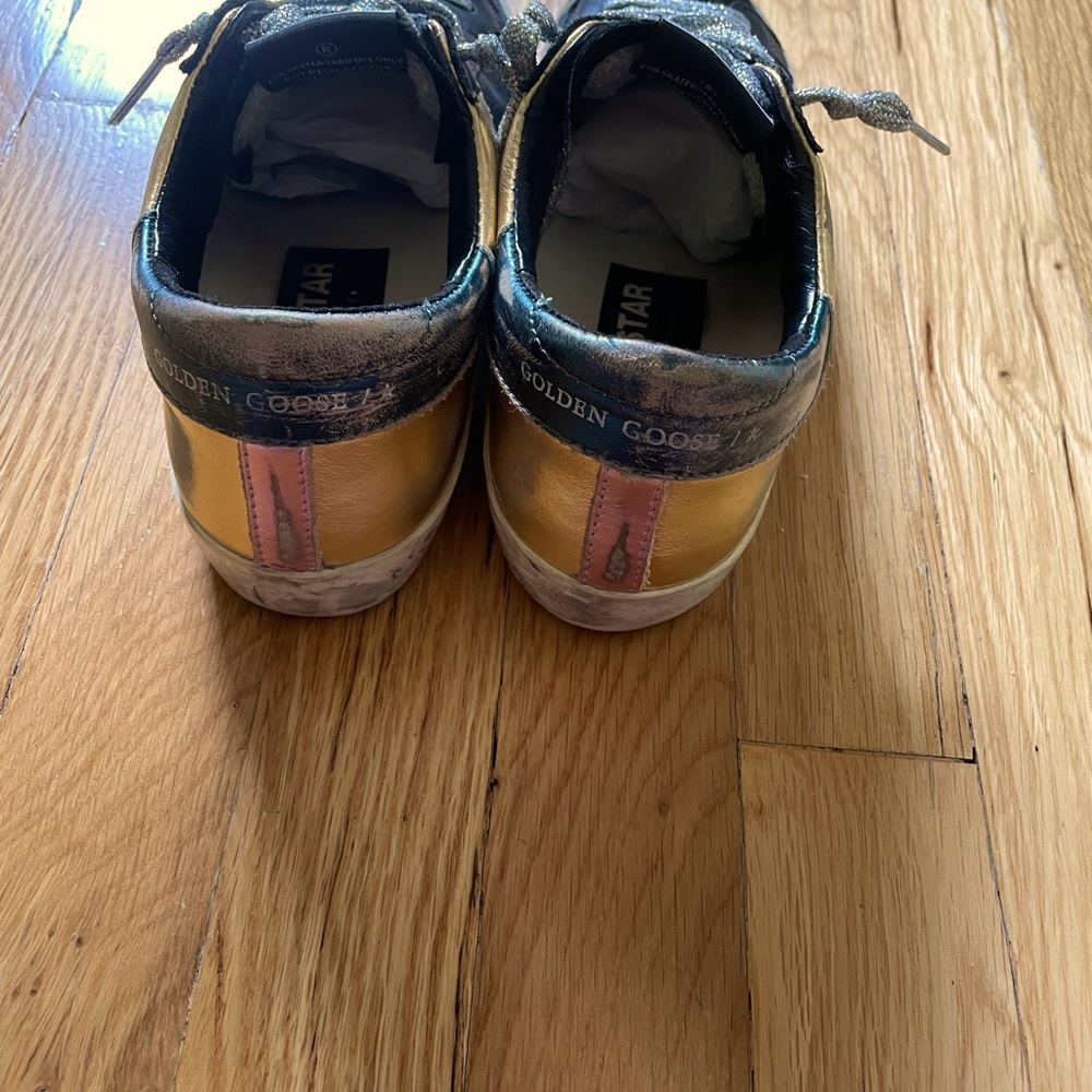 Golden Goose sz 36 women’s sneaker - Picture 3 of 3